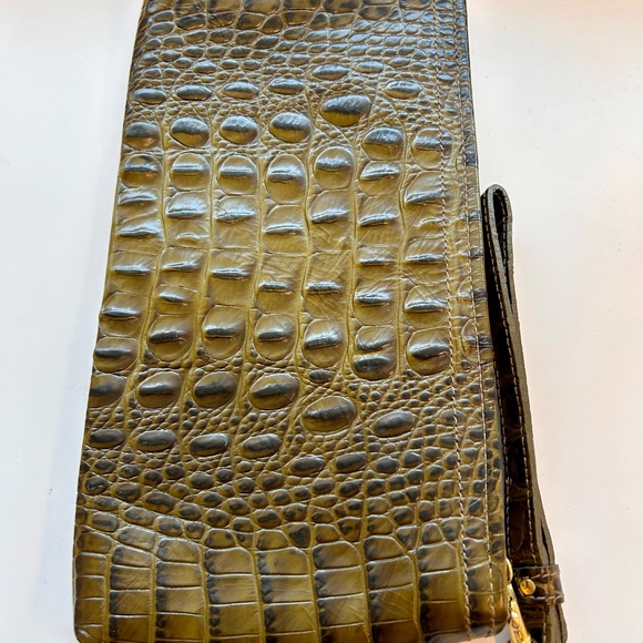 Brahmin Olive Embossed Leather large wristlet/clutch - Picture 2 of 6